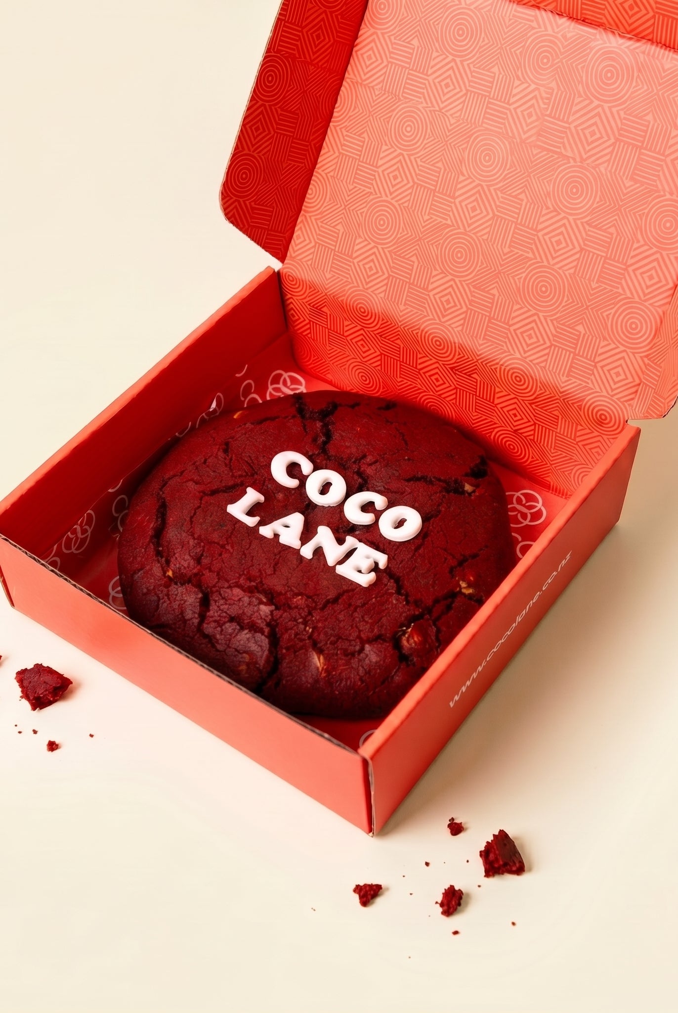 The Kilo Cookie — giant COCO LANE cookie in gift box, studio shot